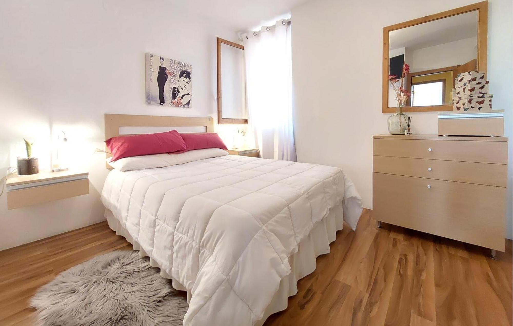 Stunning Home In Benicasim With Kitchen Беникасим Экстерьер фото
