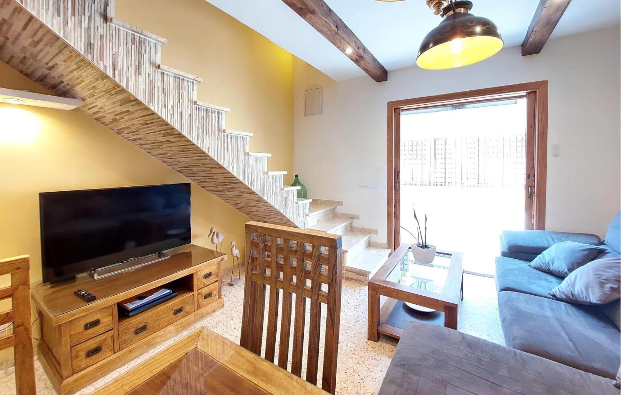 Stunning Home In Benicasim With Kitchen Беникасим Экстерьер фото