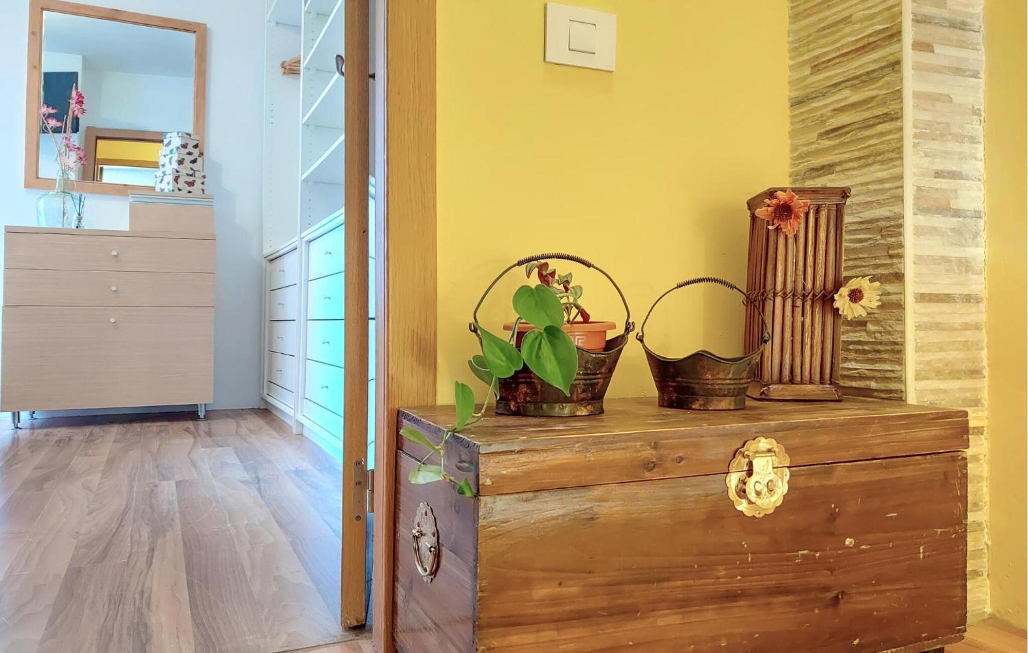 Stunning Home In Benicasim With Kitchen Беникасим Экстерьер фото